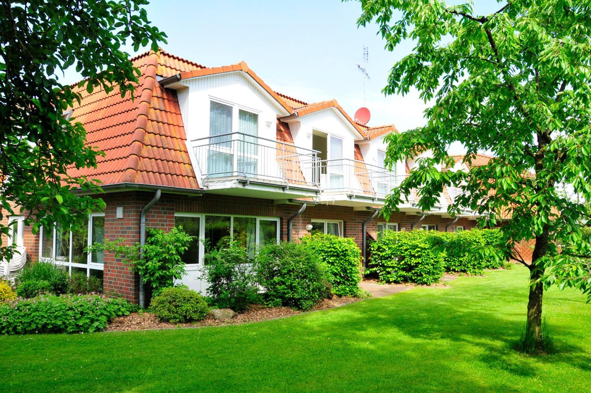 Hotel & Restaurant Zum Deutschen Hause Kirchhatten Екстер'єр фото